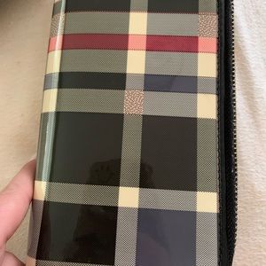 Burberry wallet